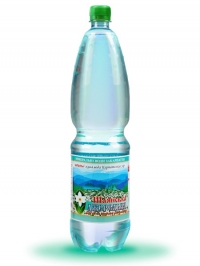 Питьевая слабогазированная вода Шаянская родниковая 1,5л